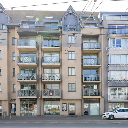 Plaza P アパート